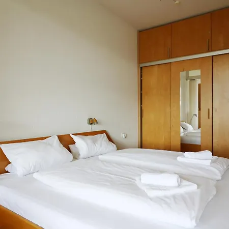 Sonnenwinkel C37 Mit Südbalkon Im Haus Feldbergblick, Lenzkirch, Innenpool, Sauna * Lenzkirch